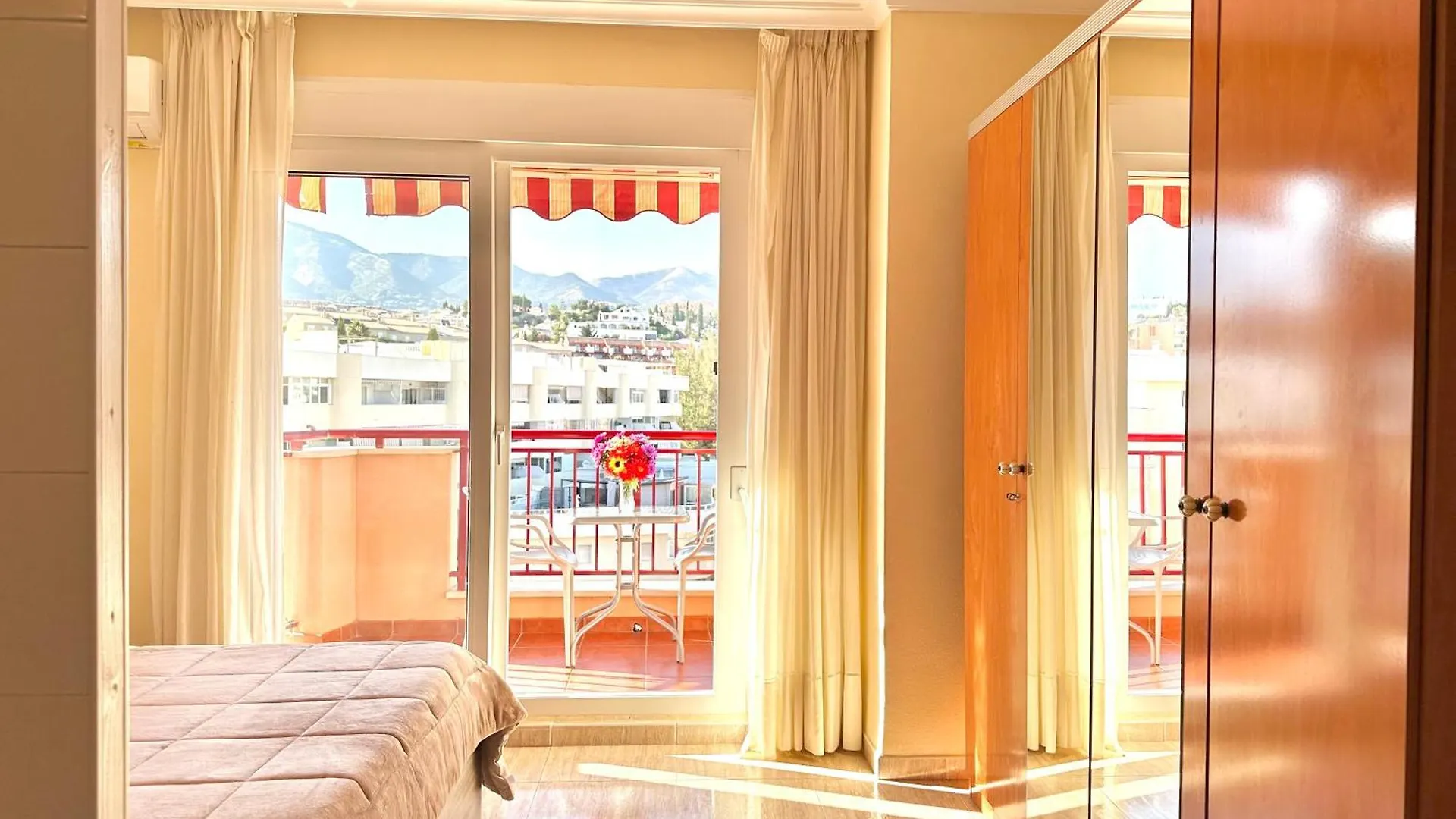 Studio In Costa Del Sol, Sea, Sunshine & Views Fuengirola Apartment